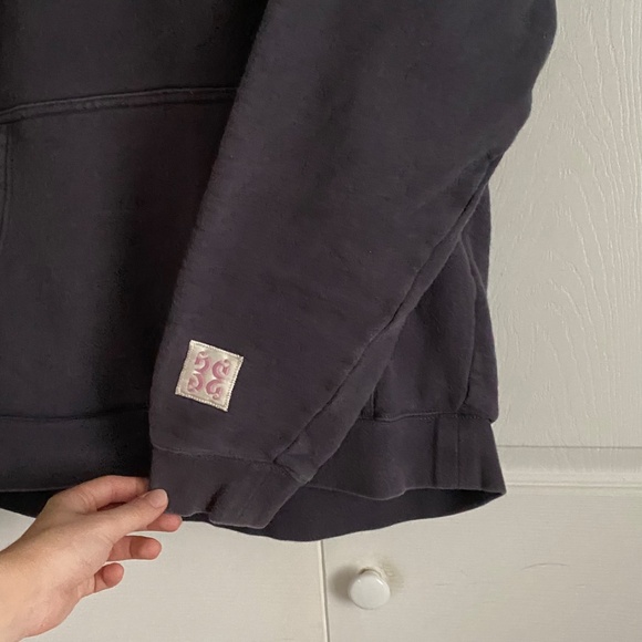 Glossier Black Hoodie Sweater - Picture 3 of 6